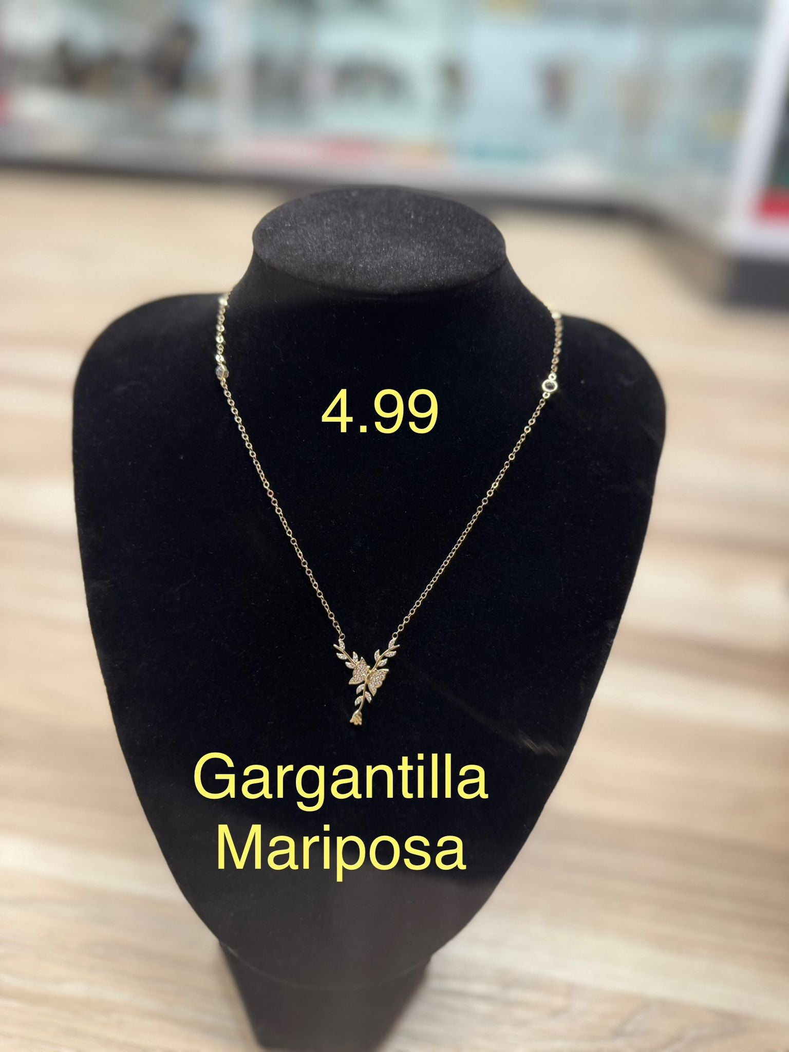 Gargantilla Mariposa